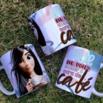 Café Menina AI V2 - Estampas Canecas (Yukina)