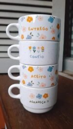 Frases Mulher 2024 - Artes Canecas (Caneca Básica) - Imagem 9