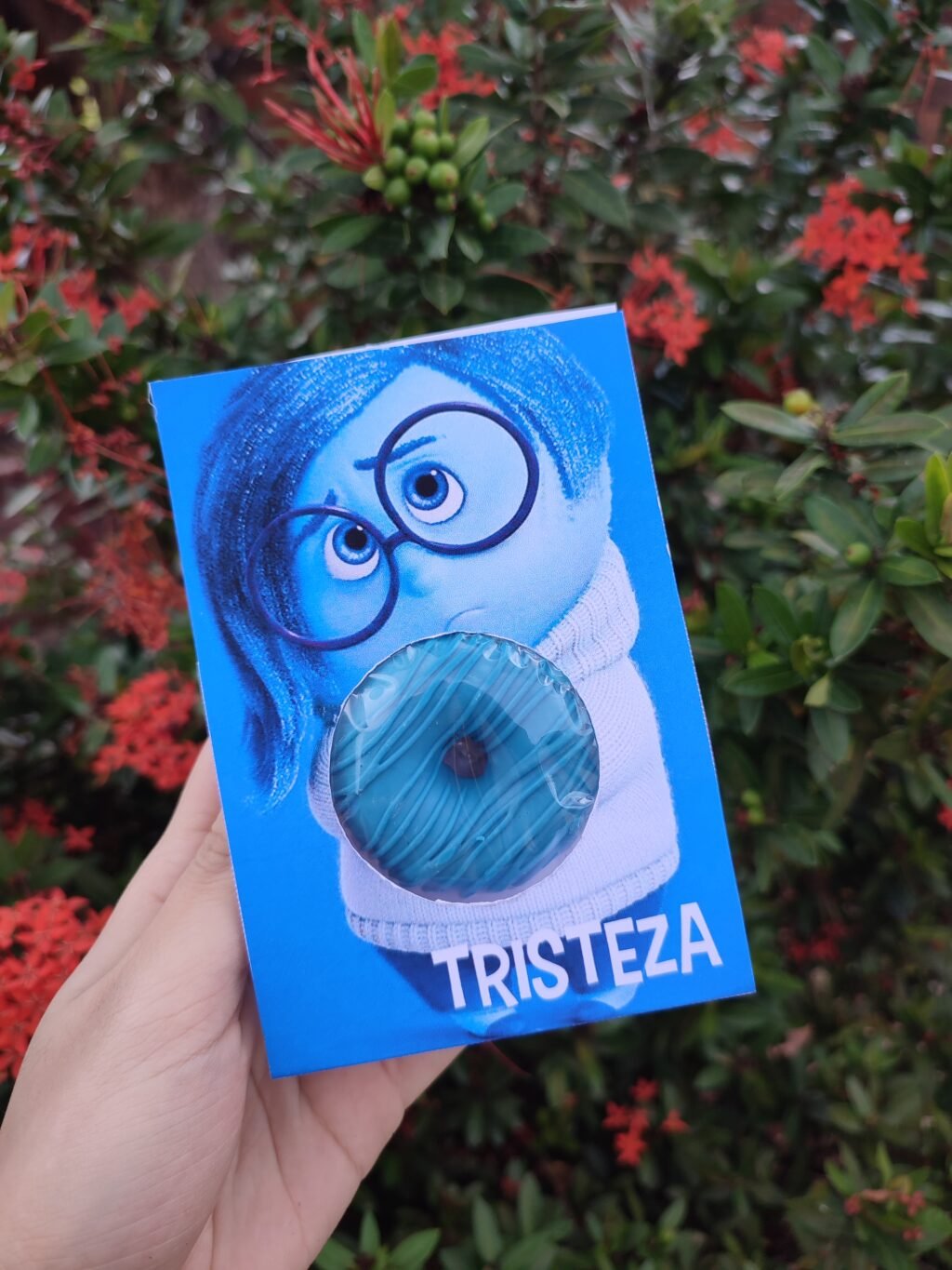 Divertidamente 2 -  Kit 14 Cards Cake Donuts - Editável no CANVA - Imagem 2