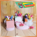 Kit 3 modelos de Porta caneta com calendário 2025 – (Iza Nagliatti) - Imagem 4