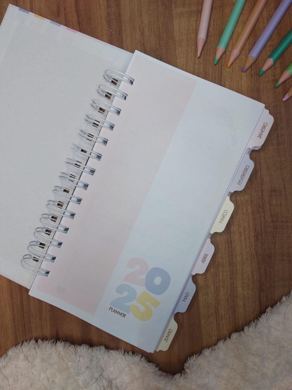Planner Collors 2025 – Slim - Linha Collors 2025 (Marta Iurkiu) - Imagem 6