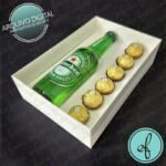Caixa 24x16x6,5 - Long Neck e 6 Doces (Enfeita Festas)