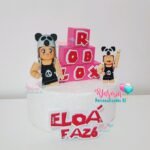 Roblox Menina - Topo de Bolo