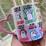 A Alma tá doida pra surtar - Arte Avulsa Caneca