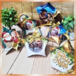 Natal - Caixinhas estrela porta bombom e esfera para enfeite (Iza Nagliatti)