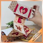 2 modelos de caixas presente com foto e mensagem para dia dos namorados