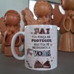 Pai, tua força me protegeu, mas tua fé me ensinou a voar - Arte Avulsa Caneca