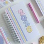 Agenda Slim - Linha Collors 2026 (Marta Iurkiu)