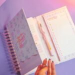 Kit Encadernação Dia dos Professores 2025 (Amarantto) - Imagem 2