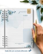 COMBO 8 Agendas 2027 e Permanente COM VERSÍCULOS e SEM VERSÍCULOS Floral Azul (Bicho Papel) - Imagem 8