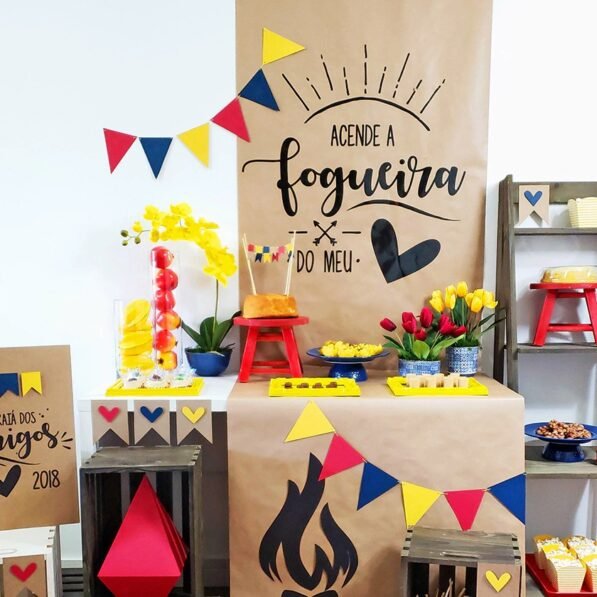 Mesa Posta - Festa Junina