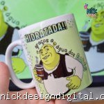 Hidratada graças a água dos cafés - Arte Avulsa Caneca
