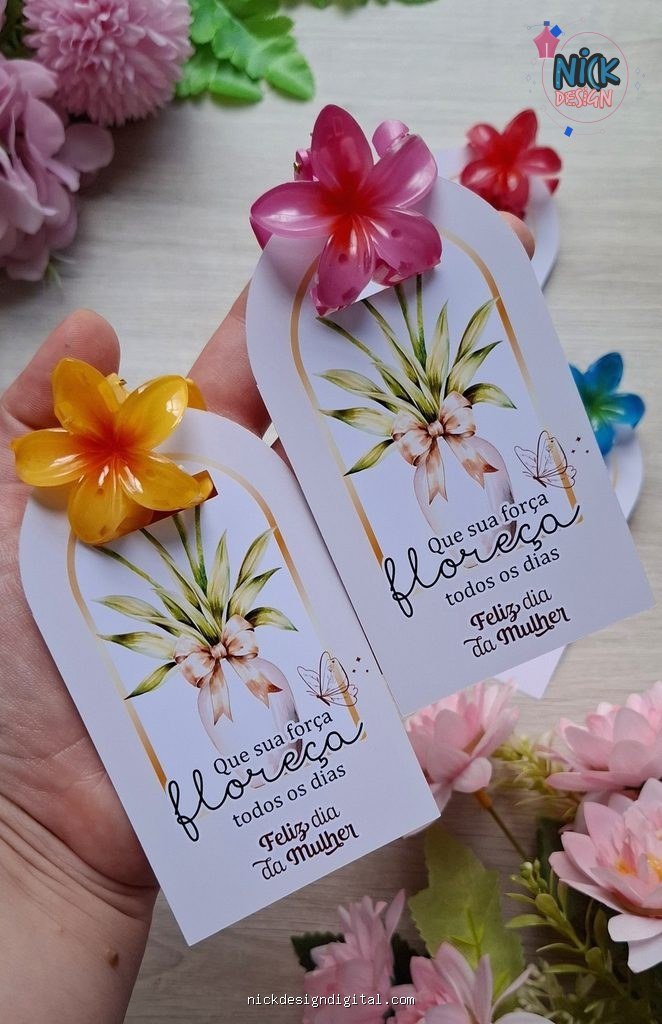 Presilha em Formato de Flor - Dia das Mulheres