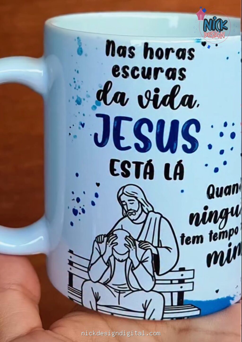 Jesus tá lá 03 versões – Unisex, Feminina, Masculina (Dourada, Rosa, Azul) - Arte Avulsa Caneca - Imagem 2